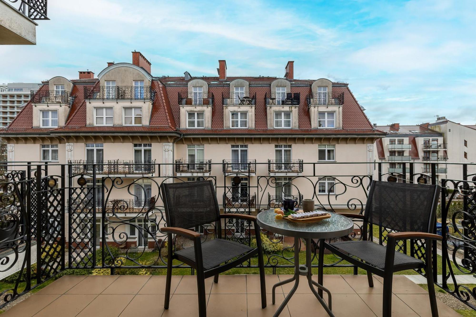 Apartamenty Trzy Korony By Noclegi Renters Swinoujscie Exterior photo